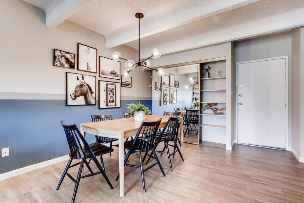 dining room are and view in inside of front door